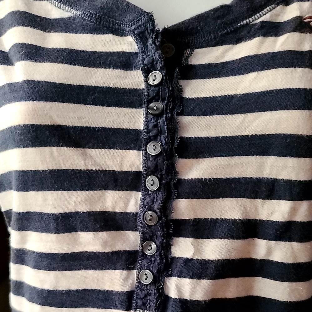 Hollister 1992 blue&white stripped long cuff sleeve lace front button shirt szS - Picture 3 of 7